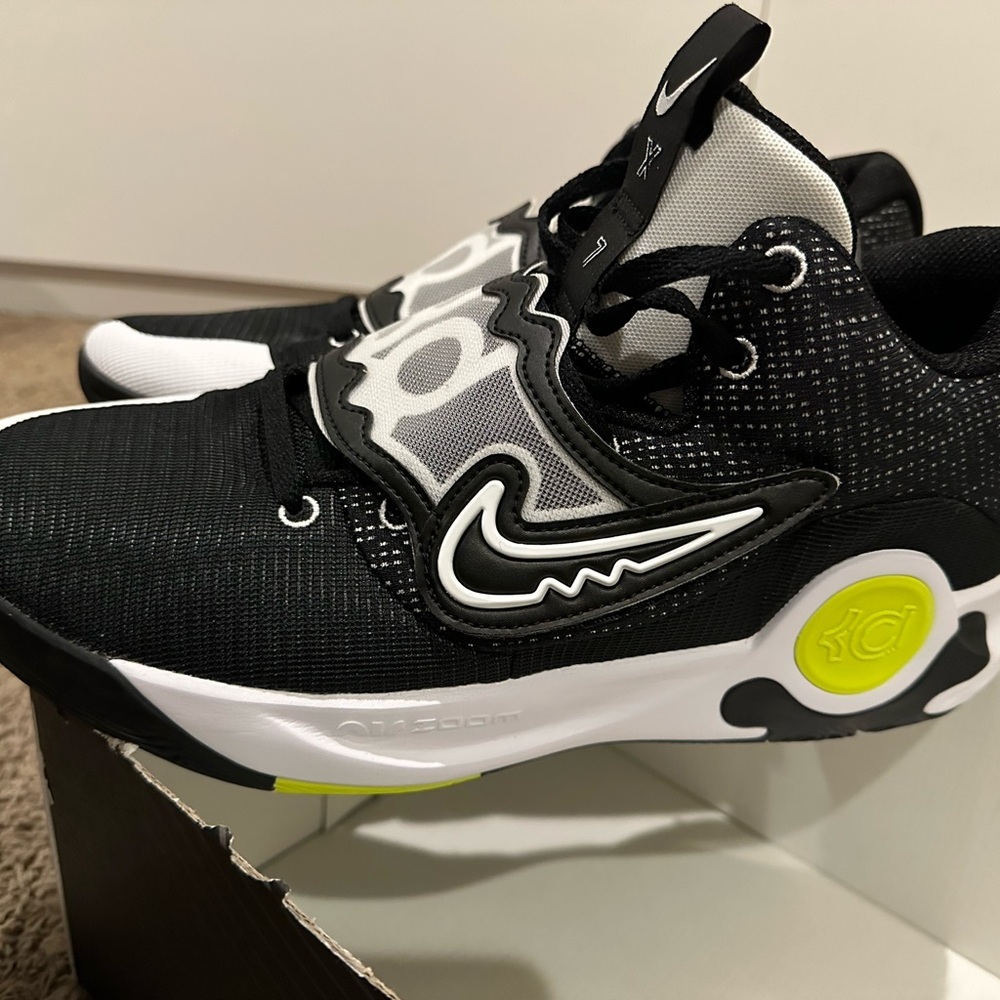 Nike KD Trey 5X Black/Volt Men’s Basketball Shoes- Size 13